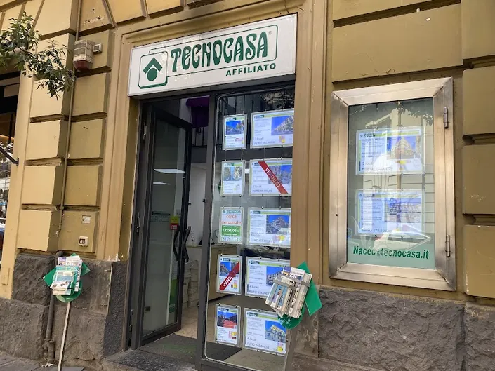 Agenzia Immobiliare Tecnocasa Napoli – C.So Garibaldi-Arenaccia-Stazione