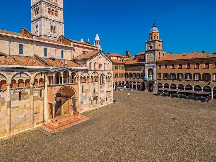 Studio Immobiliare Mardari – Sede Piazza Grande